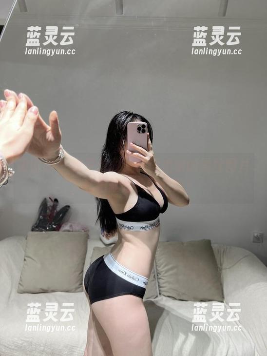 微密圈 - 我只想收藏铁锤姐姐的黑丝图片，私拍就是我的软肋！