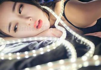 青豆客 – 黄可christine夏天写真集最新更新，真有种“一秒入夏”的魔力
