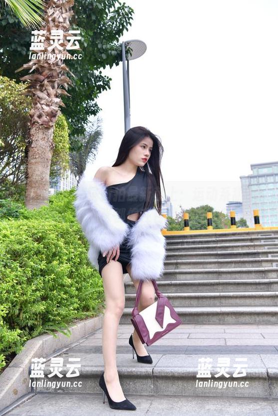 魔镜街拍 注意了!魔镜街拍最新献上:运动系甜美女生,每一张都像在召唤我去健身!
